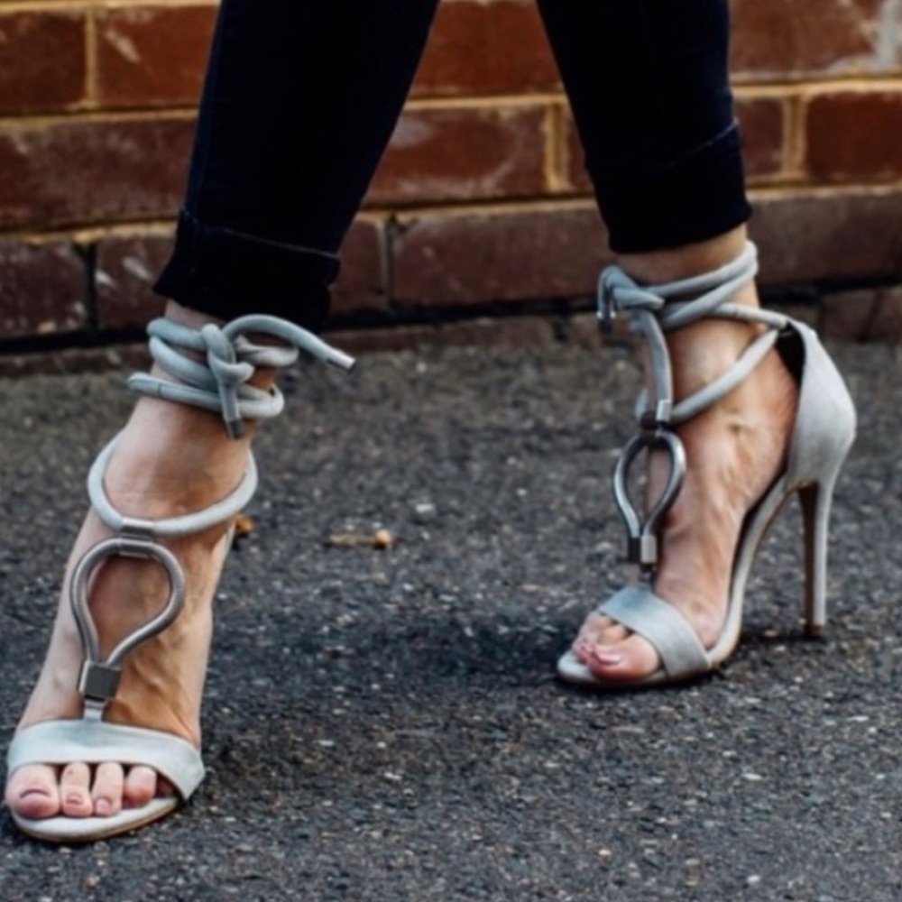 The Mode Collective Mink Sandal in Oyster Suede Size 36 (6)